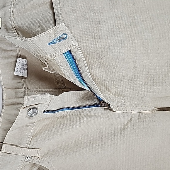 Levi's 577 Cream Wide Leg Cropped Pants Size 8 - Picture 2 of 12